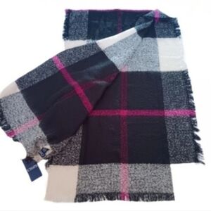 NWT CHAPS Plaid Checkered Scarf | Black, Cream, Fuchsia | Fringed Edges